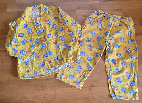 Süßer gelber baby - gelber,